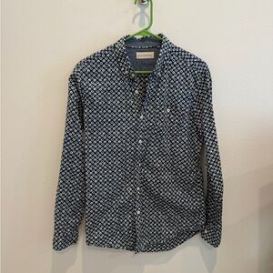 Men’s 7 Diamonds dress shirt